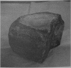 Pravděpodobně kamenný drtič obilí nalezený od Sedlatic
